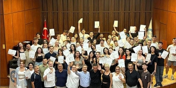Ege Üniversitesi Devlet Türk Musikisi Konservatuarından “Uca Dağlar” Turnesi