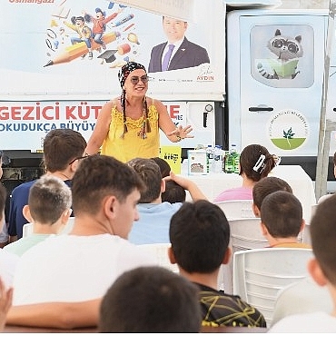gezici-kutuphane-cocuklari-bilgiyle-donatiyor.jpg