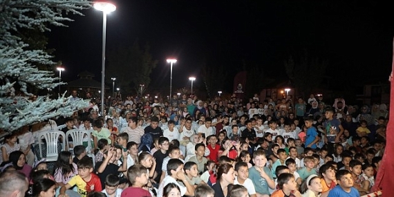 İnegöllü Çocuklar Karagöz’le Buluştu