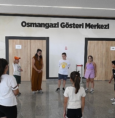 osmangazide-yaz-tatiline-renk-katan-etkinlik.jpg