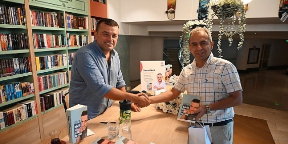 Saffet Yenigün yeni kitabını okuyucuyla buluşturdu