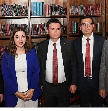 zamansiz-kitaplar-muzesi-kapilarini-acti.jpg
