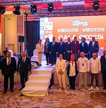 7-gastroafyon-festivali-gorkemli-gala-ile-taclandi.jpg