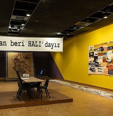 90lardan-beri-halidayiz-sergisi-salt-beyoglunda-ziyarete-acildi.jpg