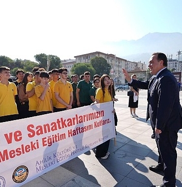 ahilik-ve-esnaflik-kulturu-manisada-kutlandi.jpg