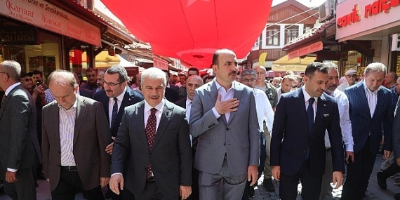 Başkan Altay 4. Tarihi Bedesten Alışveriş Günleri’ne Destek Veren Esnafa ve Ziyaretçilere Teşekkür Etti