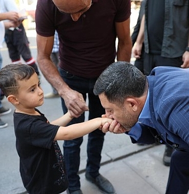 baskan-aridan-festival-kapsaminda-kabak-cekirdegi-hediyesi.jpg