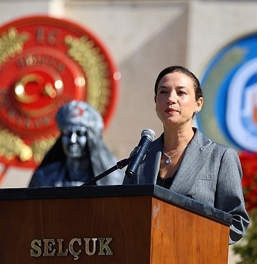 baskan-sengelden-kurtulus-mesaji-egemenlik-kayitsiz-sartsiz-milletindir.jpg