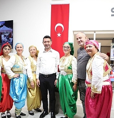 bayrakli-belediyesinden-izmir-fuarina-muhtesem-final.jpg