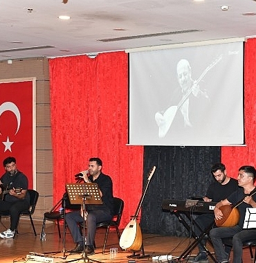 bozkirin-son-tezenesi-neset-ertas-vefatinin-13-yilinda-ciglide-anildi.jpg
