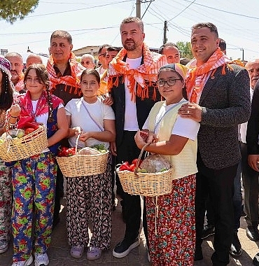 bucada-muzik-ve-lezzet-dolu-bardacik-senligi.jpg