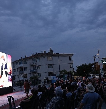 cankaya-acik-hava-sinema-gunleri-sona-erdi.jpg