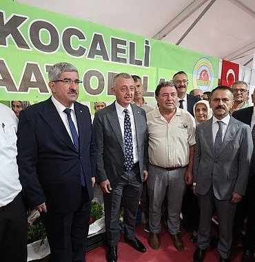 ciftcinin-cabasiyla-buyuksehirin-cabasi-birlesince-bereket-ortaya-cikiyor.jpg