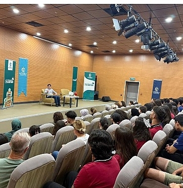 darica-kutuphanesinde-kitap-fuari-heyecani.jpg
