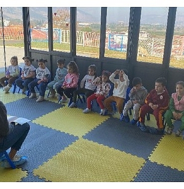 efes-selcuk-belediyesinden-minikler-icin-anlamli-etkinlik-dersimiz-ataturk.jpg