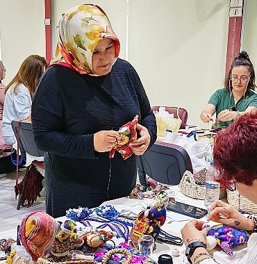 golcuk-belediyesinden-sanatseverlere-ozel-atolye.jpg