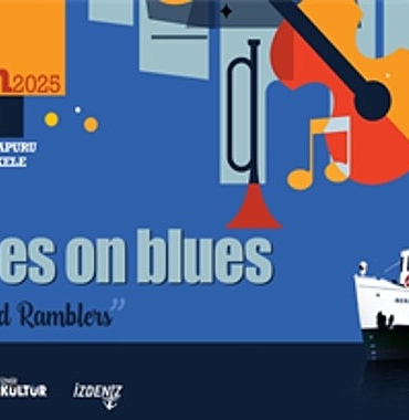 izmirde-blues-ruzgari-korfeze-tasiniyor.jpg