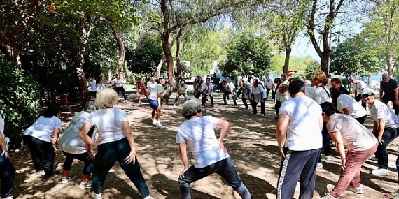 Konak’ın çınarları Avrupa Hareketlilik Haftası’nı kutladı