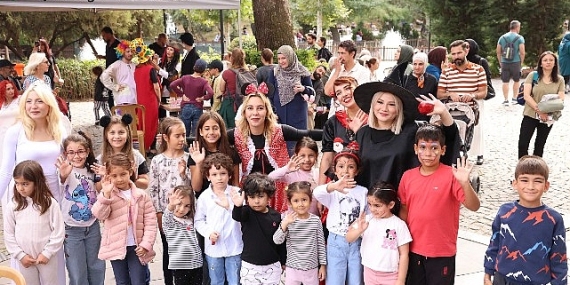 Kuğulupark’ta Açık Hava Sahnesinde Tiyatro Şöleni