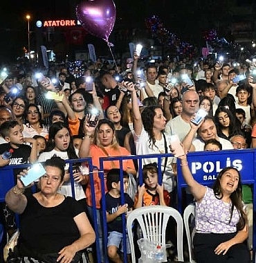 salihlide-asli-gungorden-unutulmaz-konser.jpg
