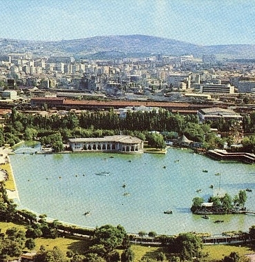 salt-bu-yil-6-ekimde-kutlanacak-dunya-mimarlik-gunu-kapsaminda-bir-konusma-ile-kent-yuruyusu-duzenliyor.jpg
