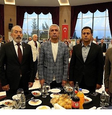sivas-kongresinin-106-yili-keciorende-coskuyla-kutlandi.jpg