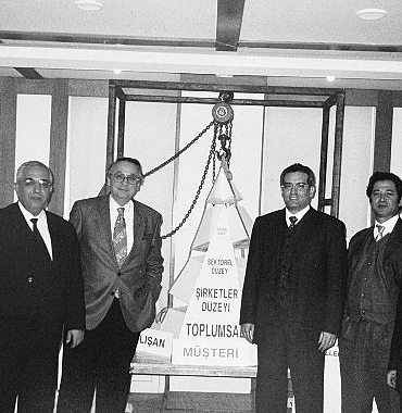 turkiyede-itibar-yonetimi-uygulamalari-nasil-basladi.jpg