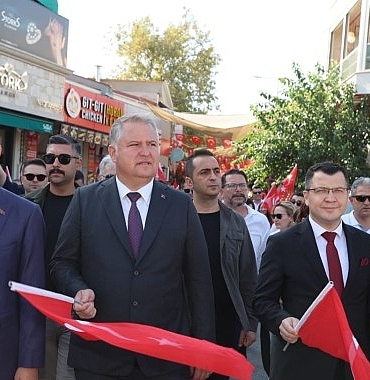 urlada-buruk-kurtulus-kutlamasi.jpg