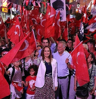 yilmaz-ozdil-ve-korcan-karar-karsiyakada.jpg