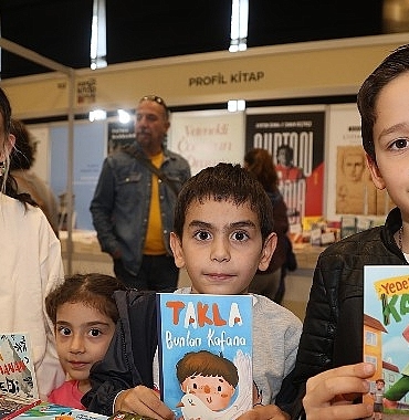 12-konya-kitap-gunleri-coskuyla-basladi.jpg