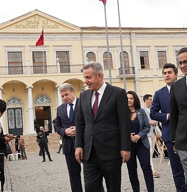 29-ekim-cumhuriyet-bayrami-etkinliklerinin-ikinci-gunu-coskuyla-kutlandi.jpg