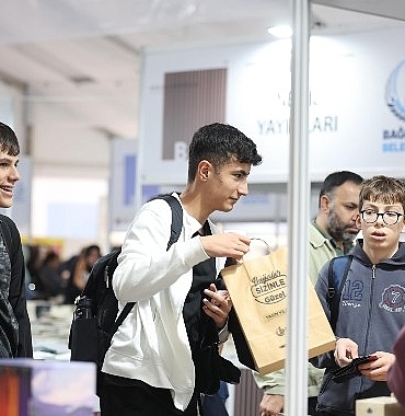 4-bagcilar-kitap-fuari-kendi-rekorunu-tazeledi.jpg