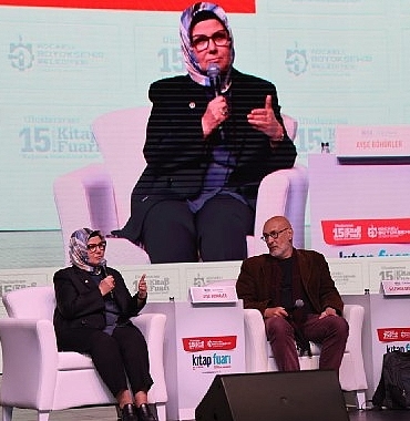 alatlinin-turkiye-vizyonu-kitap-fuarinda-konusuldu.jpg
