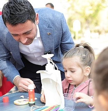 baskan-onal-cocuklar-ve-annelerle-doga-icin-bulustu.jpg