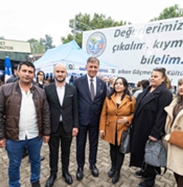 baskan-tugay-12-balkan-senliginin-acilisini-yapti.jpg