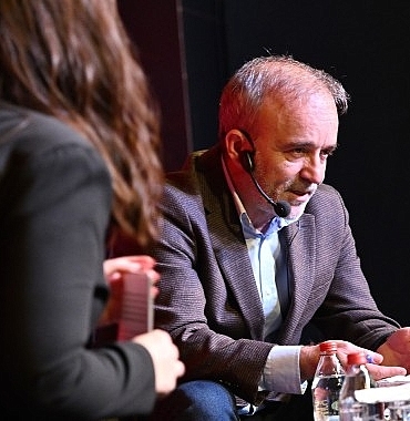 gazeteci-yavuz-oghan-manisalilarla-bulustu.jpg