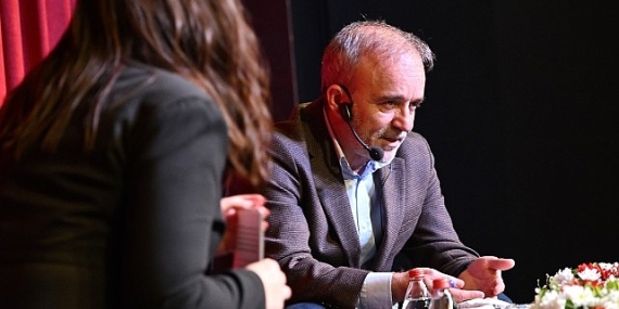 Gazeteci Yavuz Oğhan Manisalılarla Buluştu