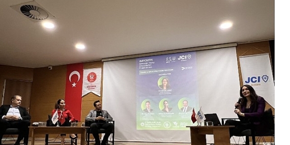 Geleceğin Yapay Zekâ Liderleri Zirvesi Keçiören’de Gerçekleştirildi