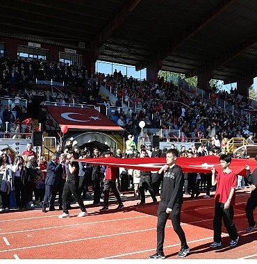 inegolde-cumhuriyet-coskusu.jpg