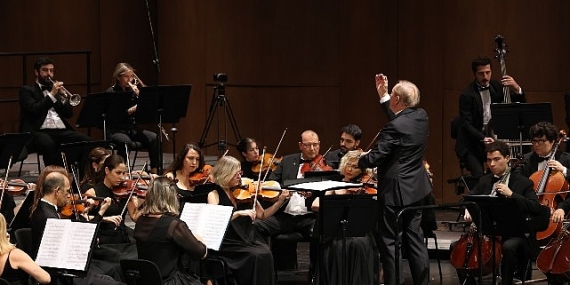 İstanbul Devlet Senfoni Orkestrası  DenizBank Konserleri kapsamında  Rus besteci ve virtüöz  Shostakovich anıldı