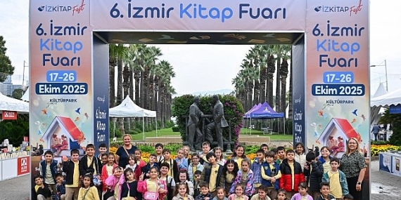 İZKİTAP’a her yaştan ziyaretçi