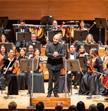 izmir-oda-orkestrasindan-cumhuriyet-bayramina-ozel-muhtesem-konser.jpg