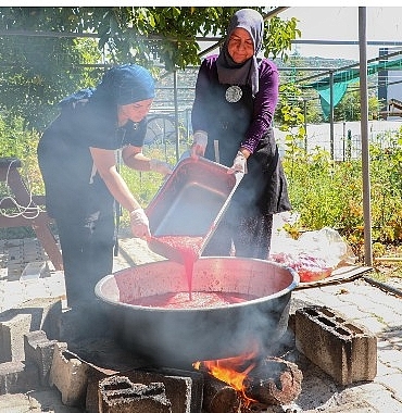kadin-kooperatiflerinde-kis-hazirligi-basladi.jpg