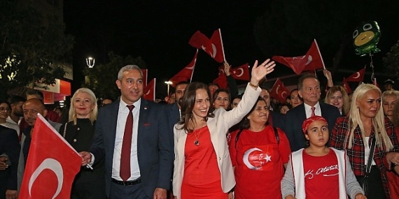 Karşıyaka 29 Ekim’de gelincik tarlasına dönüşecek!