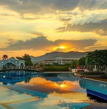 kasimda-aile-keyfi-hilton-dalamanda.jpg