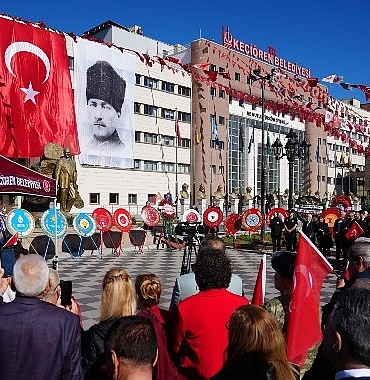 keciorende-cumhuriyet-bayrami-coskusu-yasaniyor.jpg