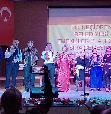 keciorende-emekliler-platformundan-sira-gecesi-coskusu.jpg