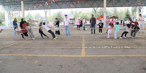 Keçiören’deki Sokak Oyunları Festivali’nde doyasıya eğlence