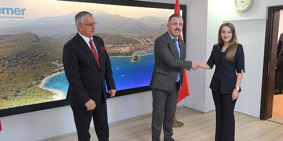 Kemer’de Cumhuriyet Bayramı coşkusu