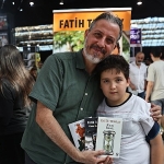 kitap-tutkunlari-antalya-kitap-fuarinda-bulusuyor.jpg